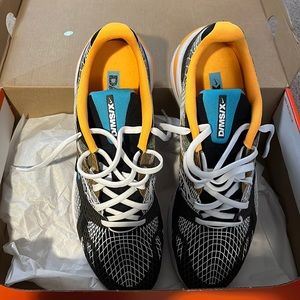 Nike revolution 5